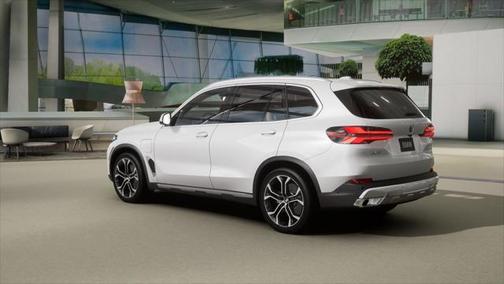 2026 BMW X5 PHEV xDrive50e