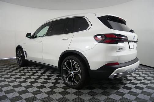 2026 BMW X5 PHEV xDrive50e