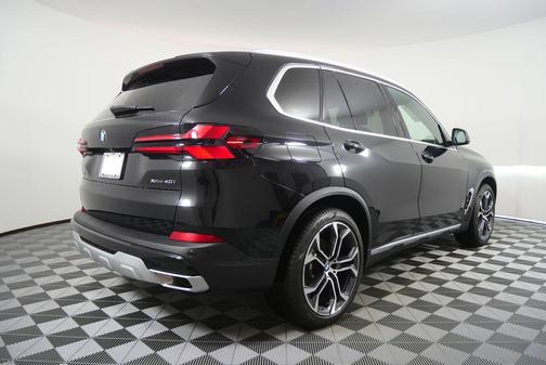 Black Sapphire Metallic 2026 BMW X5 xDrive40i