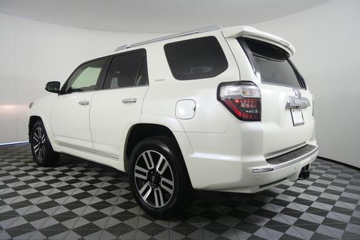 Blizzard Pearl 2018 Toyota 4Runner Limited