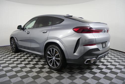 2025 BMW X6 xDrive40i