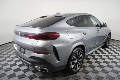 2025 BMW X6 xDrive40i