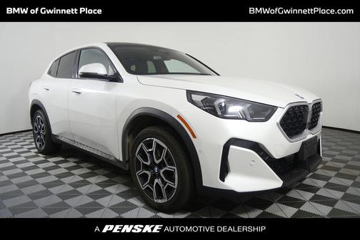 Mineral White Metallic 2026 BMW X2 xDrive28i