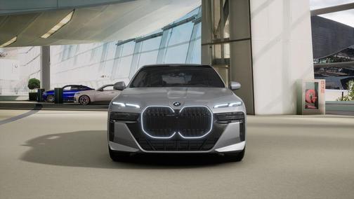 2026 BMW 740 740i