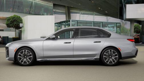 2026 BMW 740 740i