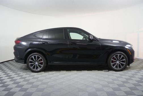 Black Sapphire Metallic 2025 BMW X6 xDrive40i