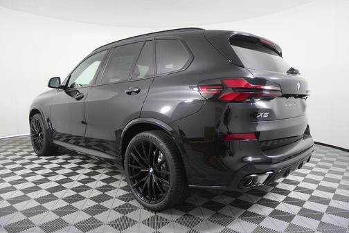 Black Sapphire Metallic 2026 BMW X5 sDrive40i