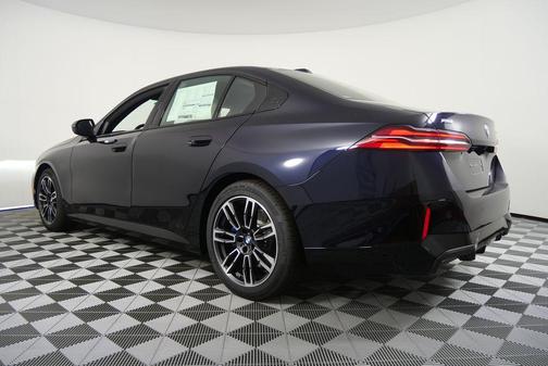 2026 BMW 530 i xDrive