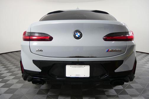 2023 BMW X4 M40i