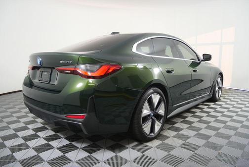 San Remo Green Metallic 2024 BMW i4 Gran Coupe xDrive40