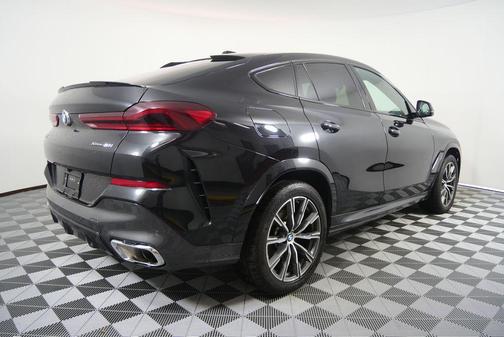 2025 BMW X6 xDrive40i