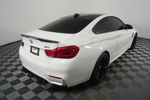 Alpine White 2018 BMW M4 Base