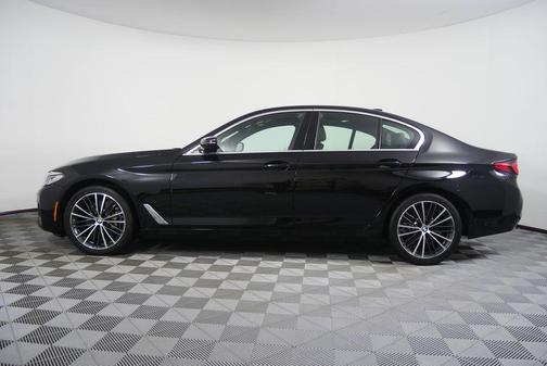 2022 BMW 540 i