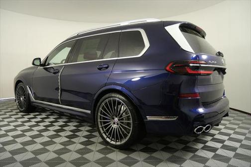 2025 BMW X7 ALPINA XB7