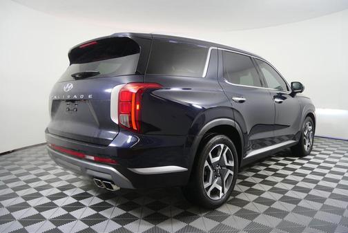 2025 Hyundai PALISADE SEL Premium