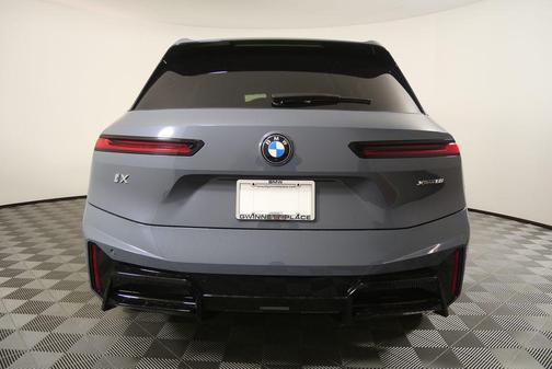 2026 BMW iX xDrive60