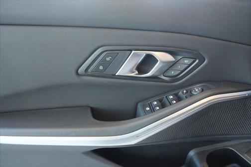 2024 BMW 330 i