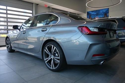2024 BMW 330 i