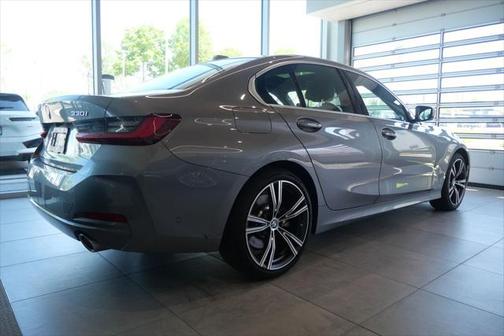 2024 BMW 330 i