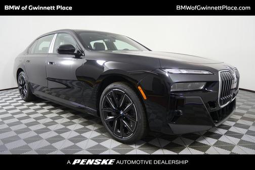 2026 BMW 750e i xDrive