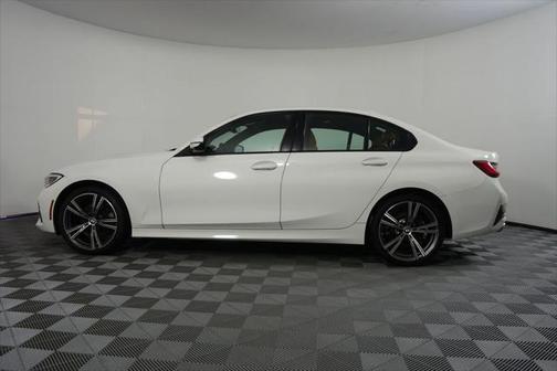2022 BMW 330 xDrive