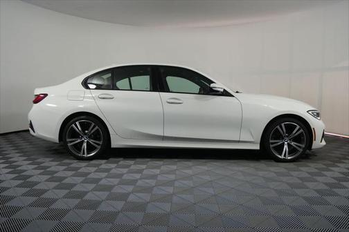 2022 BMW 330 xDrive
