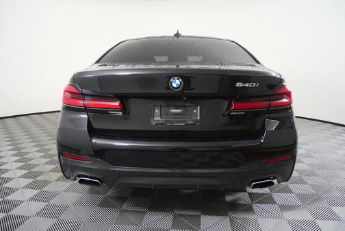 2021 BMW 540 540i Sedan