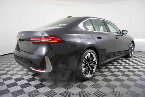 2026 BMW 530 530i
