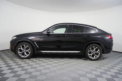2024 BMW X4 xDrive30i