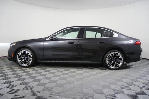 2025 BMW 540 xDrive