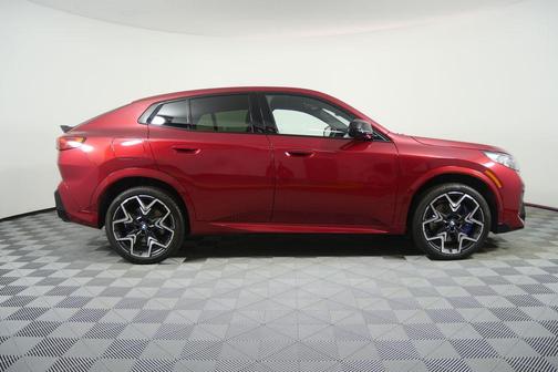 2025 BMW X2 M35i
