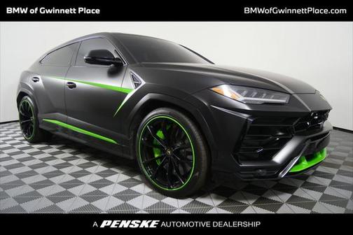 2020 Lamborghini Urus Base