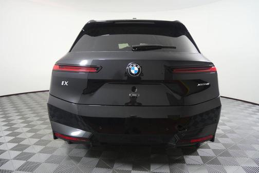 2026 BMW iX xDrive45