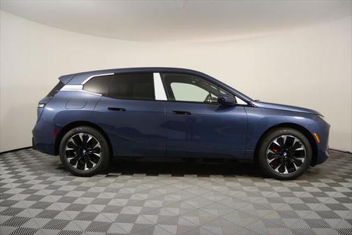 2026 BMW iX xDrive60