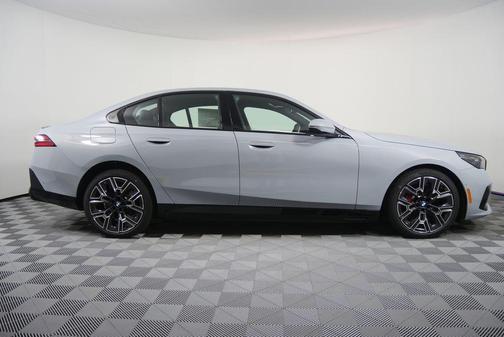 2026 BMW i5 xDrive40