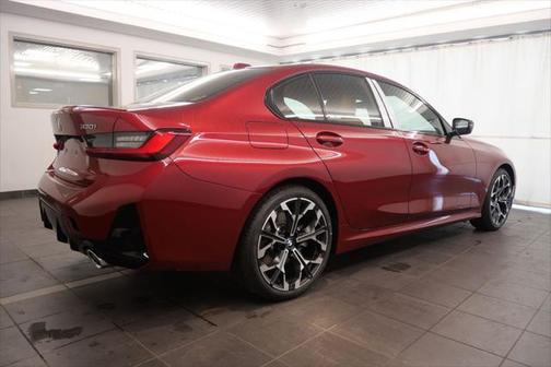 2025 BMW 330 i