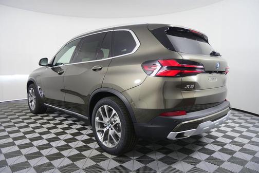 2026 BMW X5 PHEV xDrive50e