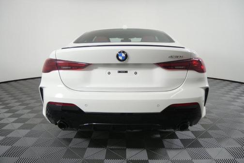 Alpine White 2027 BMW 430 i