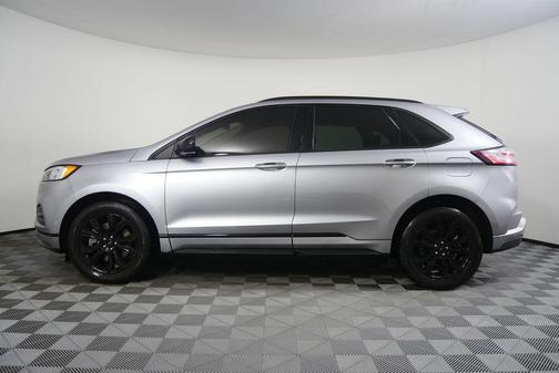 2023 Ford Edge SE