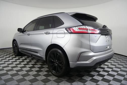 2023 Ford Edge SE