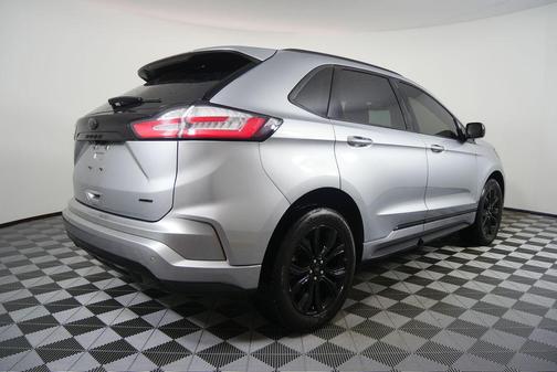 2023 Ford Edge SE