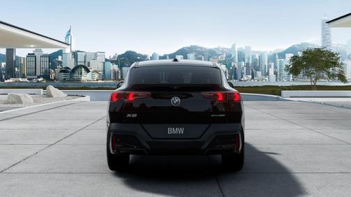 Jet Black 2026 BMW X2 xDrive28i