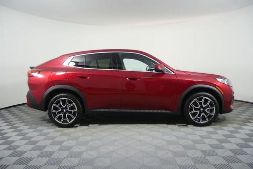 2024 BMW X2 xDrive28i