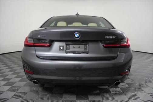 2022 BMW 330 xDrive