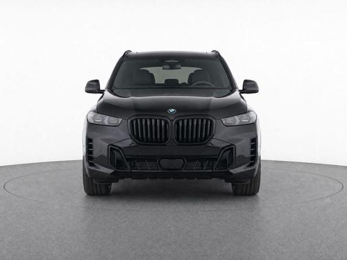 Carbon Black Metallic 2025 BMW X5 sDrive40i