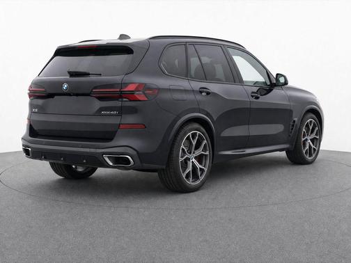 Carbon Black Metallic 2025 BMW X5 sDrive40i