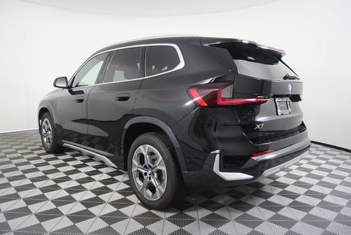 Jet Black 2025 BMW X1 xDrive28i