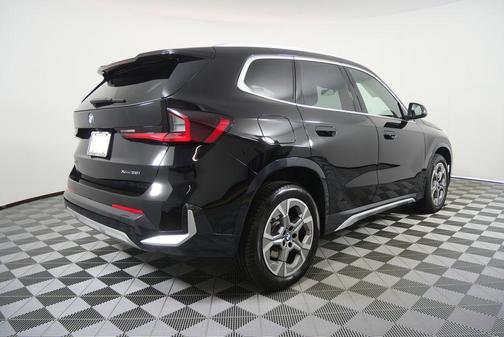 Jet Black 2025 BMW X1 xDrive28i