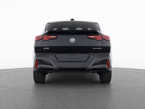 Black Sapphire Metallic 2026 BMW X2 xDrive28i