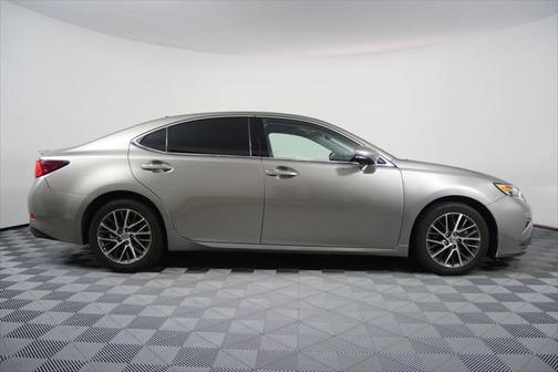 2017 Lexus ES 350 Base